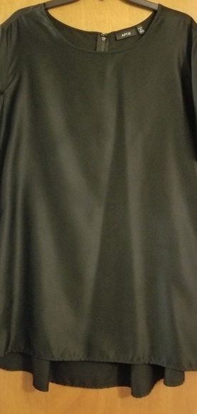 Apt. 9 Flowy short-sleeved black tunic - Picture 1 of 4